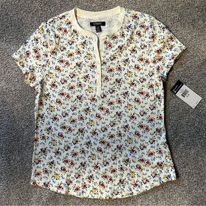Cute flower Henley tee